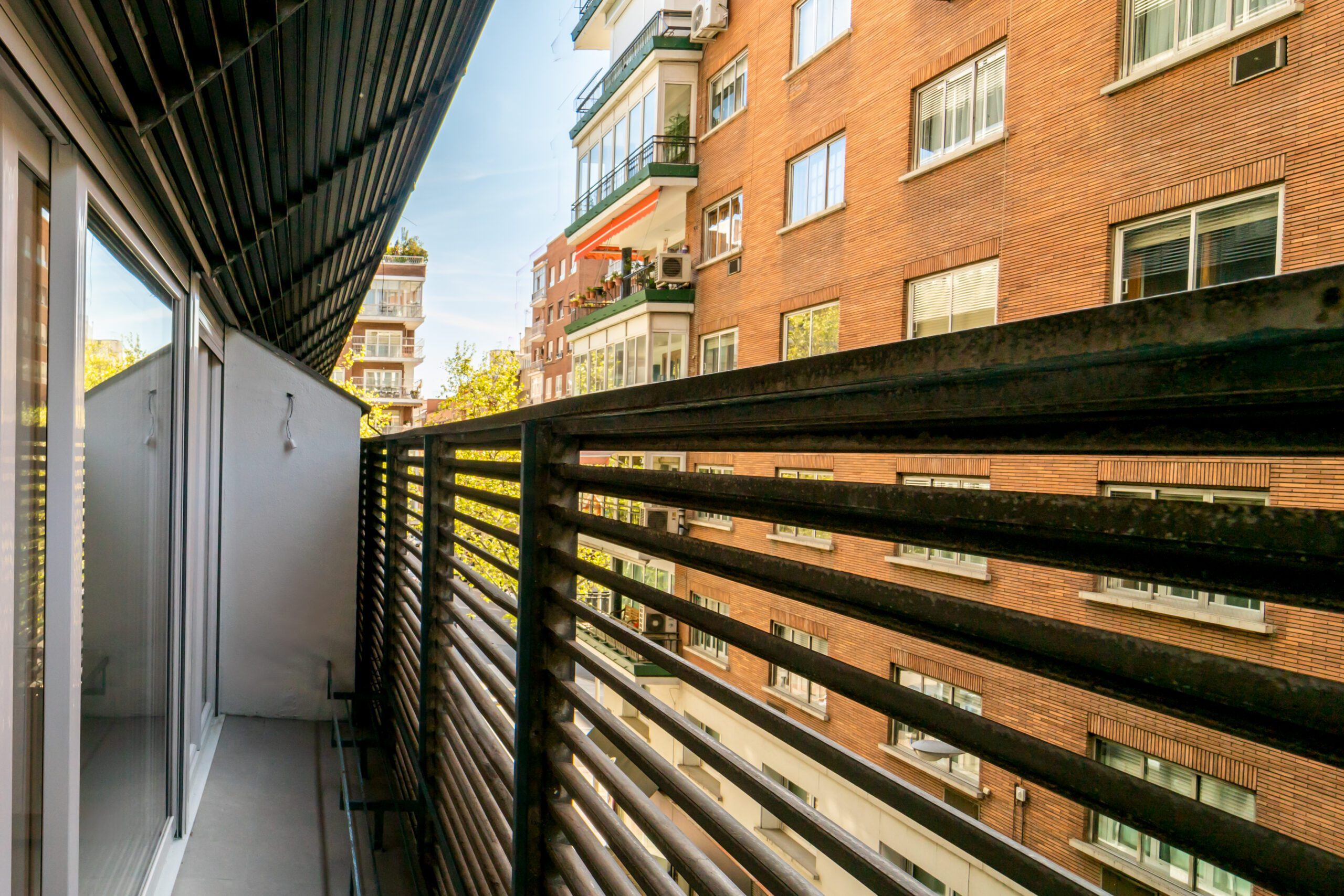 Espacioso piso reformado con piscina en Fuencarral – El pardo