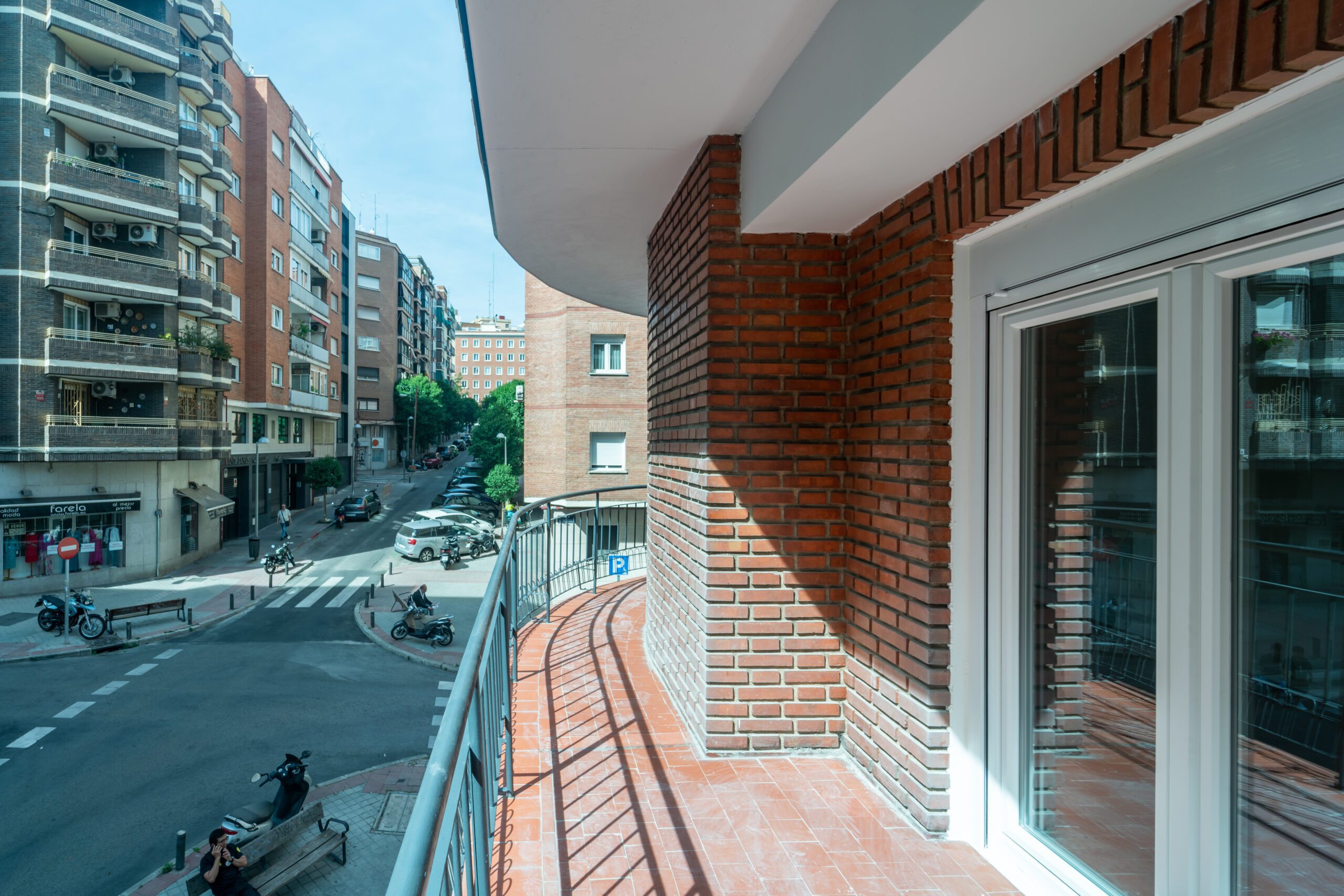 Bonito piso exterior totalmente reformado con terraza en Retiro