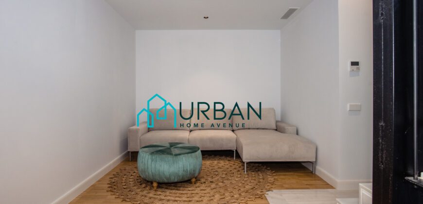 Elegancia y confort – Chalet de obra nueva en Colonia Manzanares