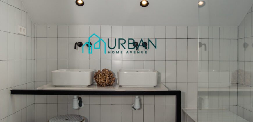 Elegancia y confort – Chalet de obra nueva en Colonia Manzanares
