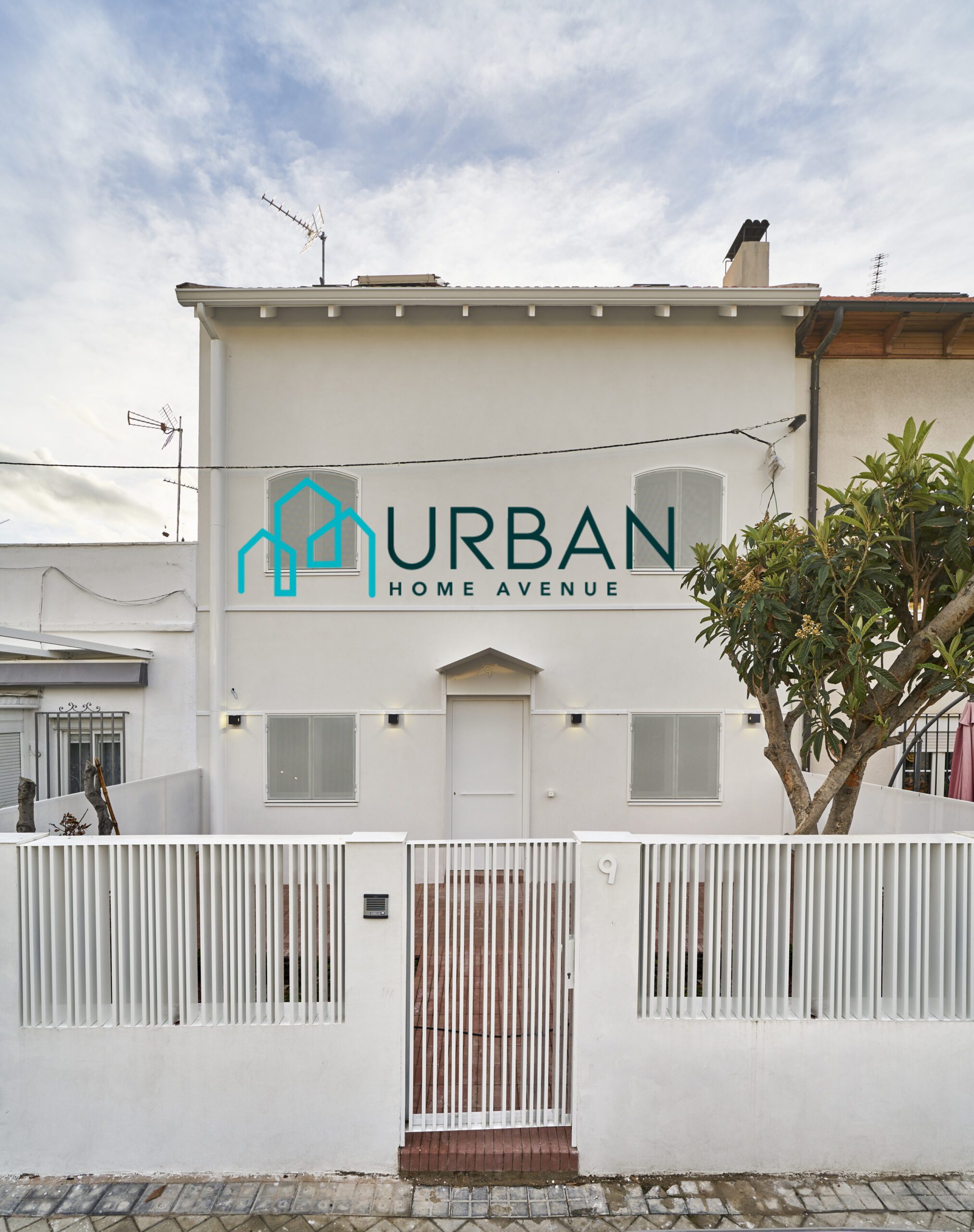 Elegancia y confort – Chalet de obra nueva en Colonia Manzanares